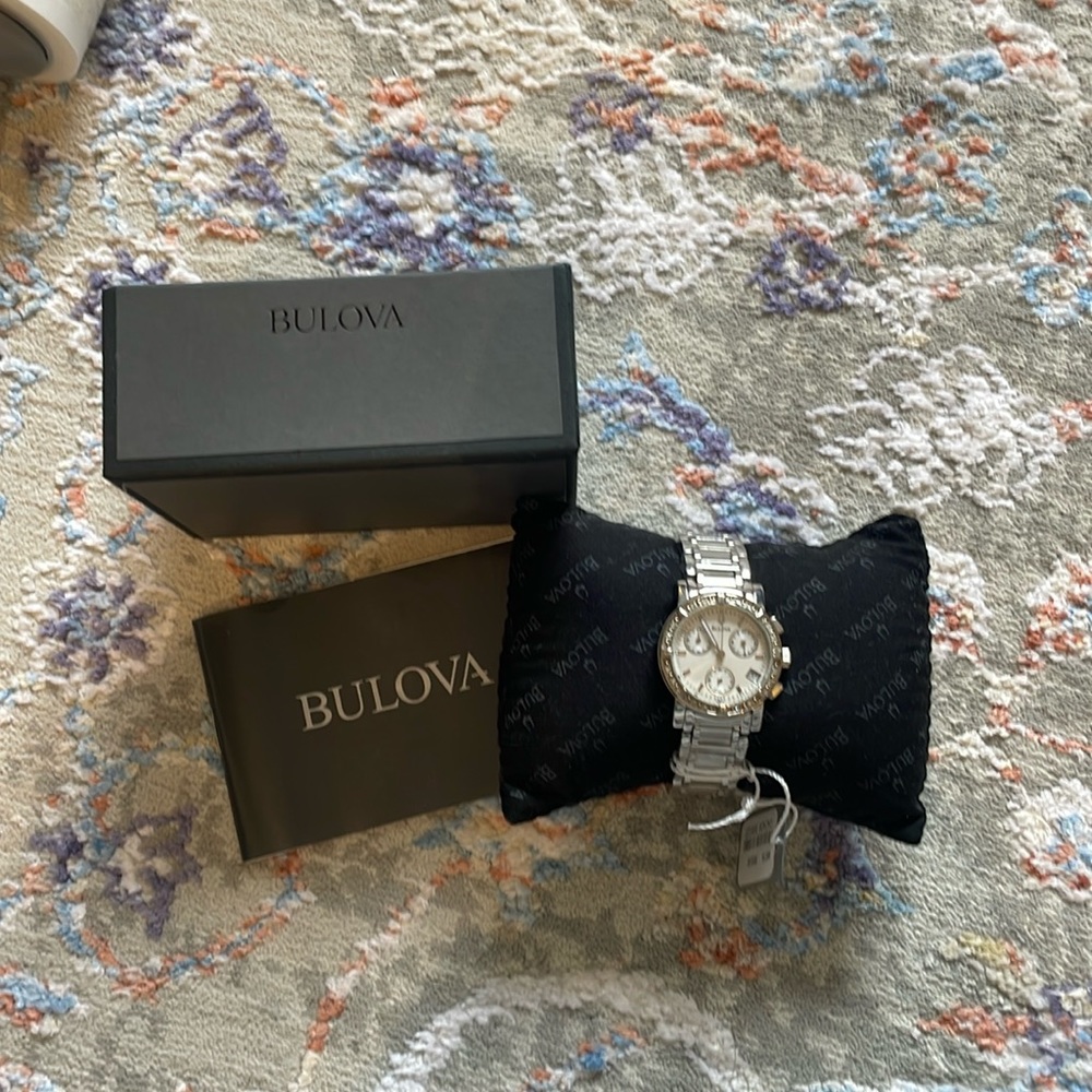 Bulova women’s watch NWT